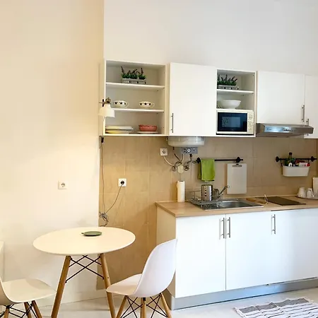 Alcantara Studio 15 * Lisbon